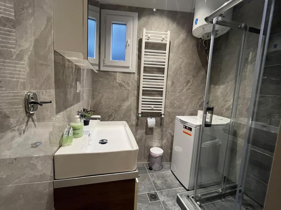Odyssey Apt 1 Thessaloníki Eksteriør bilde